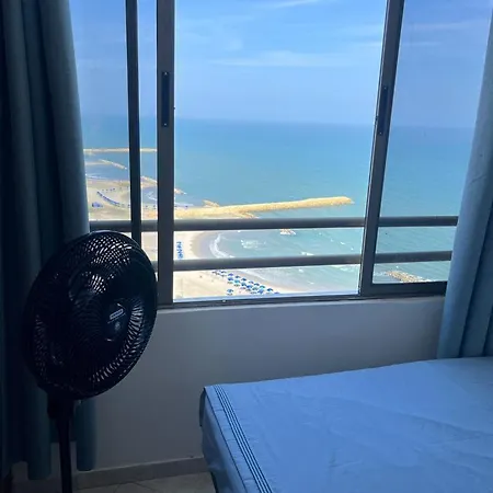 Apto Vista Al Mar Caribe Apartamento *